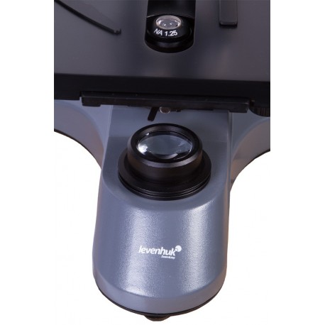 Microscop monocular Levenhuk 700M