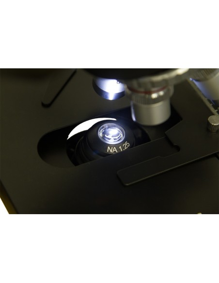 Microscop monocular Levenhuk 700M