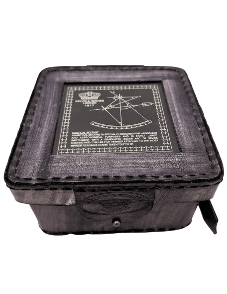Sextant din alama in cutie din piele – ST003